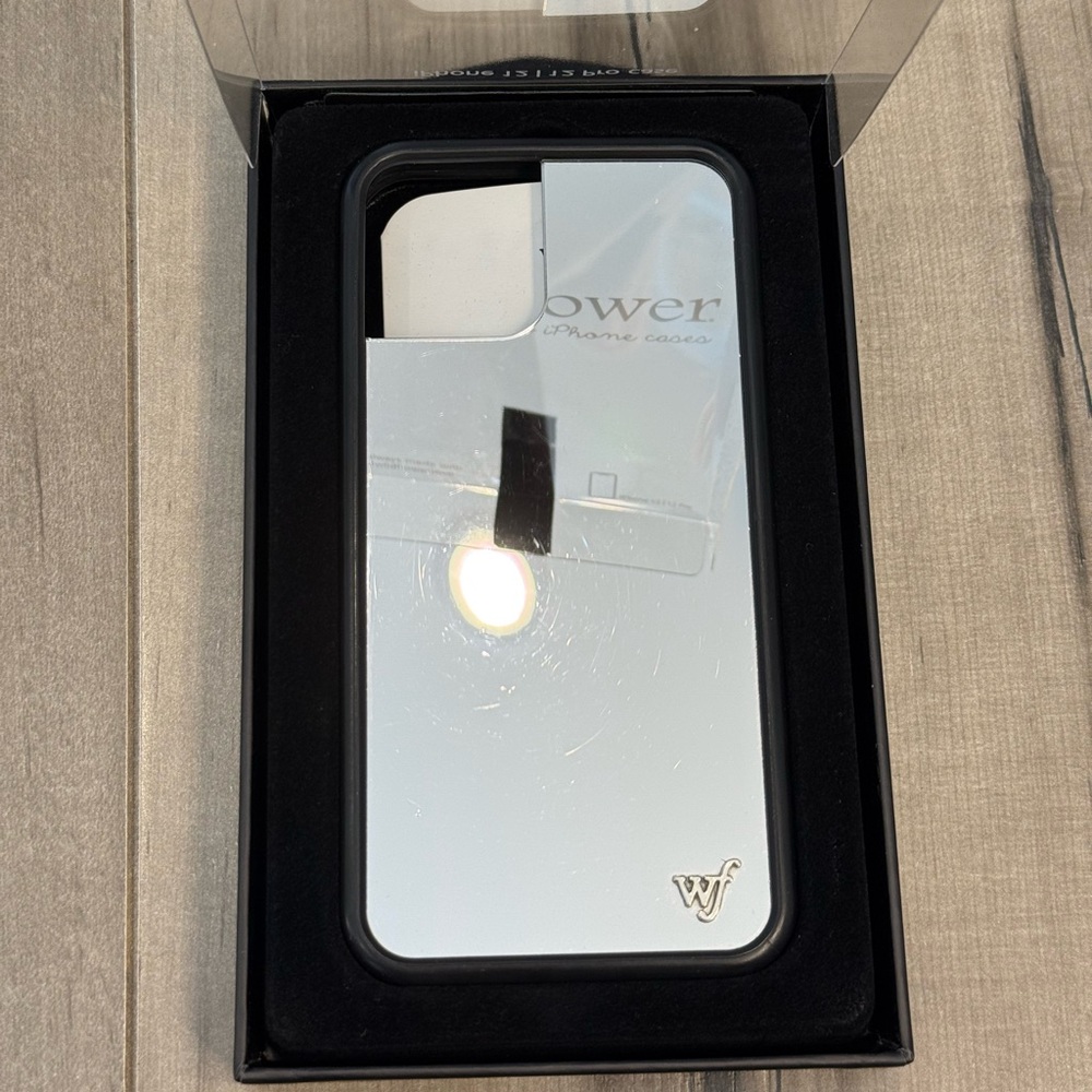 Wildflower IPhone 12|12 pro Mirror pro phone case - Picture 4 of 8